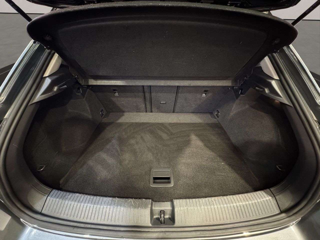 2021 VOLKSWAGEN T-ROC 2021 VOLKSWAGEN T-ROC