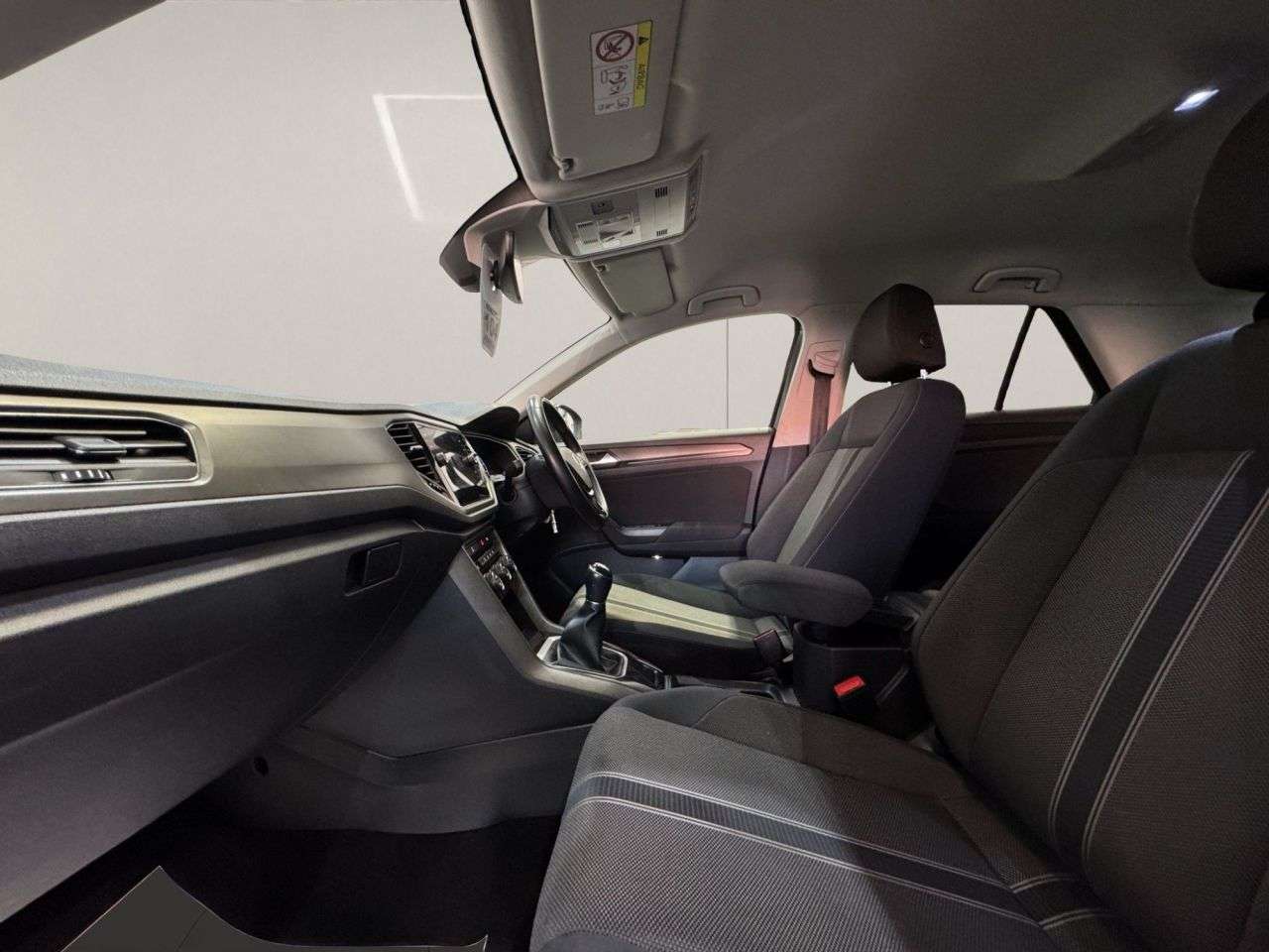 2021 VOLKSWAGEN T-ROC 2021 VOLKSWAGEN T-ROC