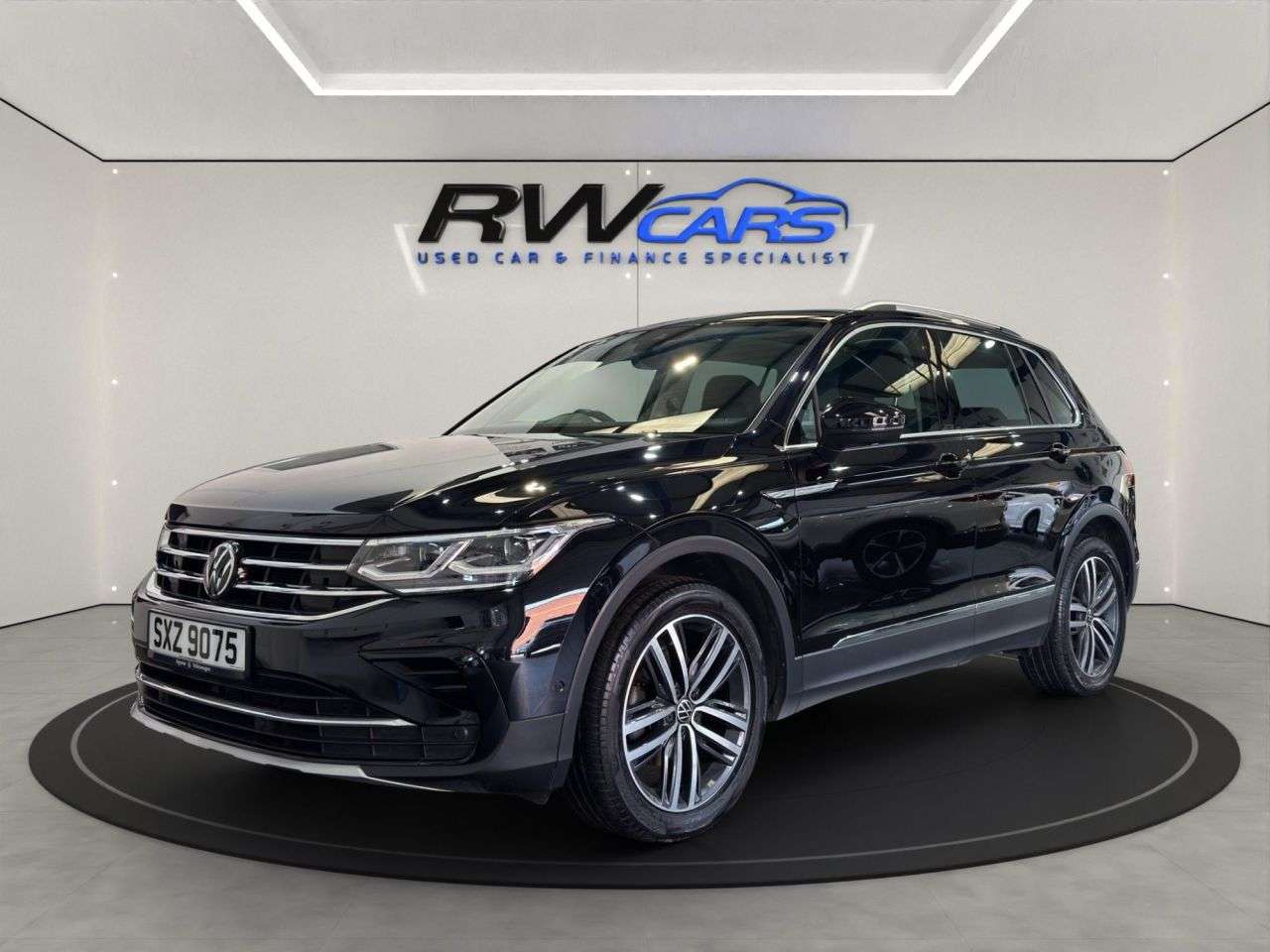 A 2023 VOLKSWAGEN TIGUAN 2.0 TDI Elegance SUV 5dr Diesel DSG Euro 6 (s/s) (150 ps) A 2023 VOLKSWAGEN TIGUAN 2.0 TDI Elegance SUV 5dr Diesel DSG Euro 6 (s/s) (150 ps)
