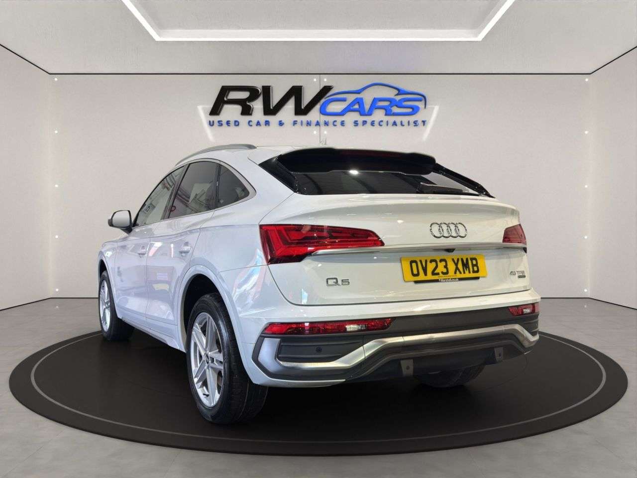 A 2023 AUDI Q5 2.0 TFSI 45 S line Sportback 5dr Petrol S Tronic quattro Euro 6 (s/s) (265 A 2023 AUDI Q5 2.0 TFSI 45 S line Sportback 5dr Petrol S Tronic quattro Euro 6 (s/s) (265