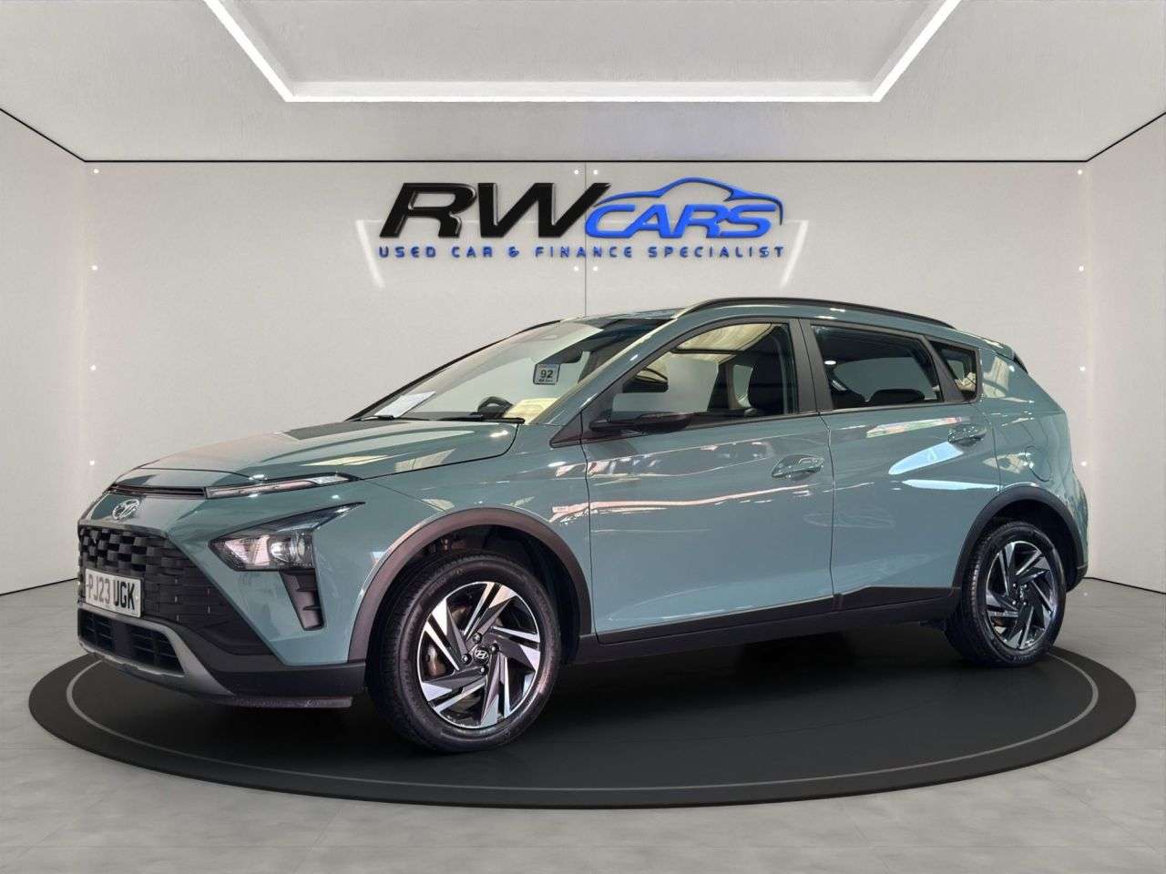 A 2023 HYUNDAI BAYON 1.0 T-GDi MHEV SE Connect SUV 5dr Petrol Hybrid DCT Euro 6 (s/s) (100 ps) A 2023 HYUNDAI BAYON 1.0 T-GDi MHEV SE Connect SUV 5dr Petrol Hybrid DCT Euro 6 (s/s) (100 ps)