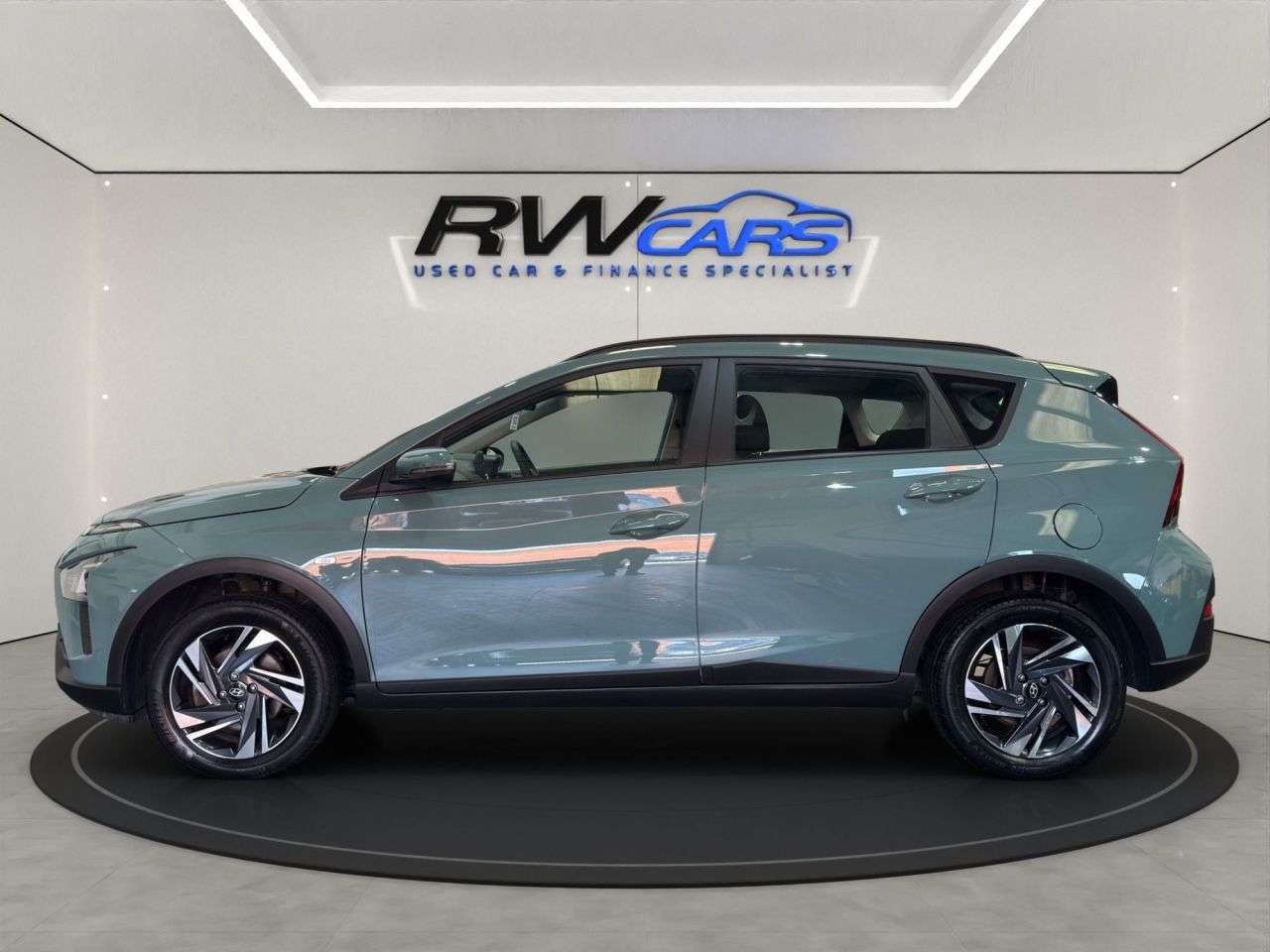 A 2023 HYUNDAI BAYON 1.0 T-GDi MHEV SE Connect SUV 5dr Petrol Hybrid DCT Euro 6 (s/s) (100 ps) A 2023 HYUNDAI BAYON 1.0 T-GDi MHEV SE Connect SUV 5dr Petrol Hybrid DCT Euro 6 (s/s) (100 ps)