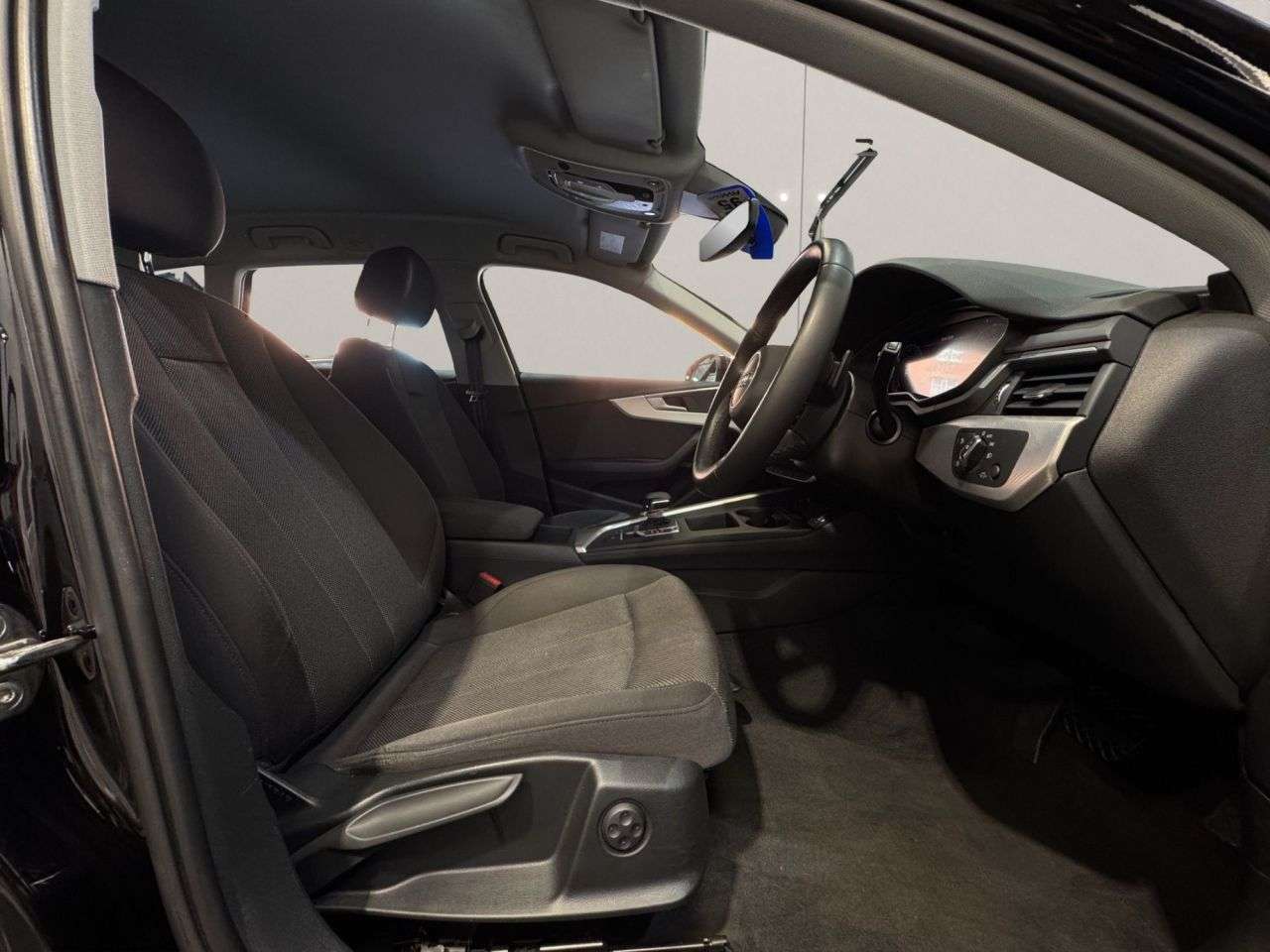 2023 AUDI A4 AVANT 2023 AUDI A4 AVANT