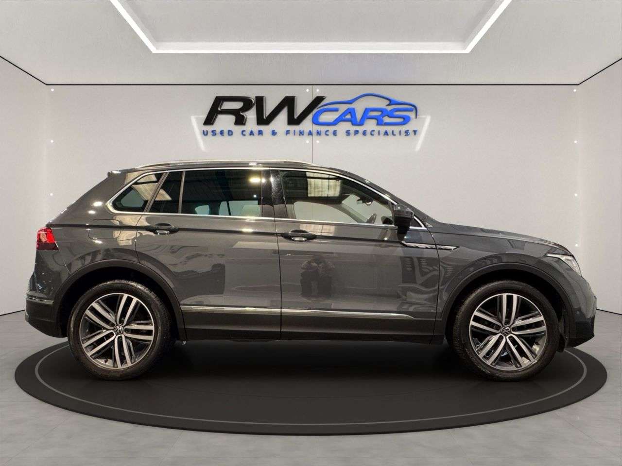 2022 VOLKSWAGEN TIGUAN 2022 VOLKSWAGEN TIGUAN