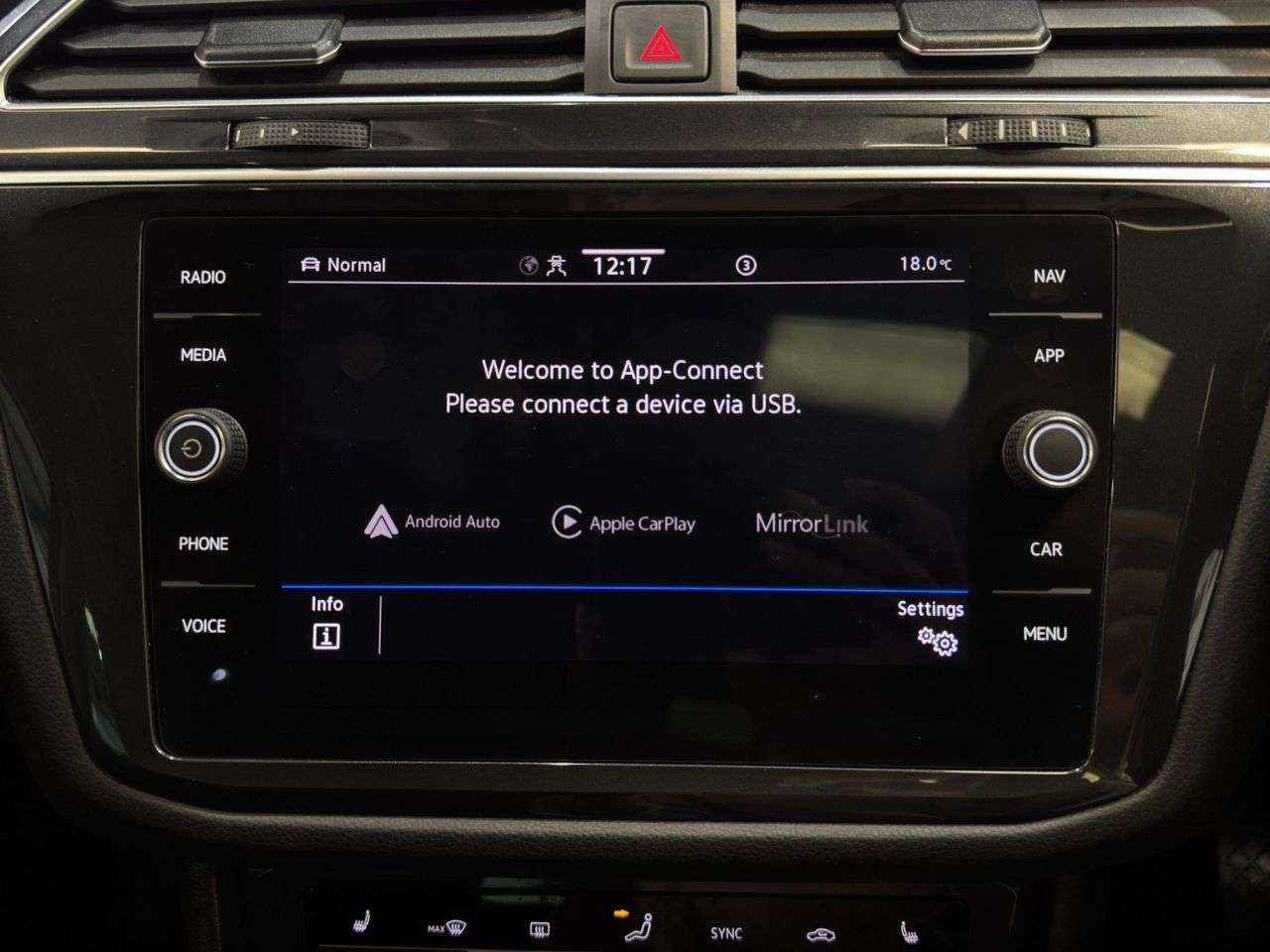 2022 VOLKSWAGEN TIGUAN 2022 VOLKSWAGEN TIGUAN