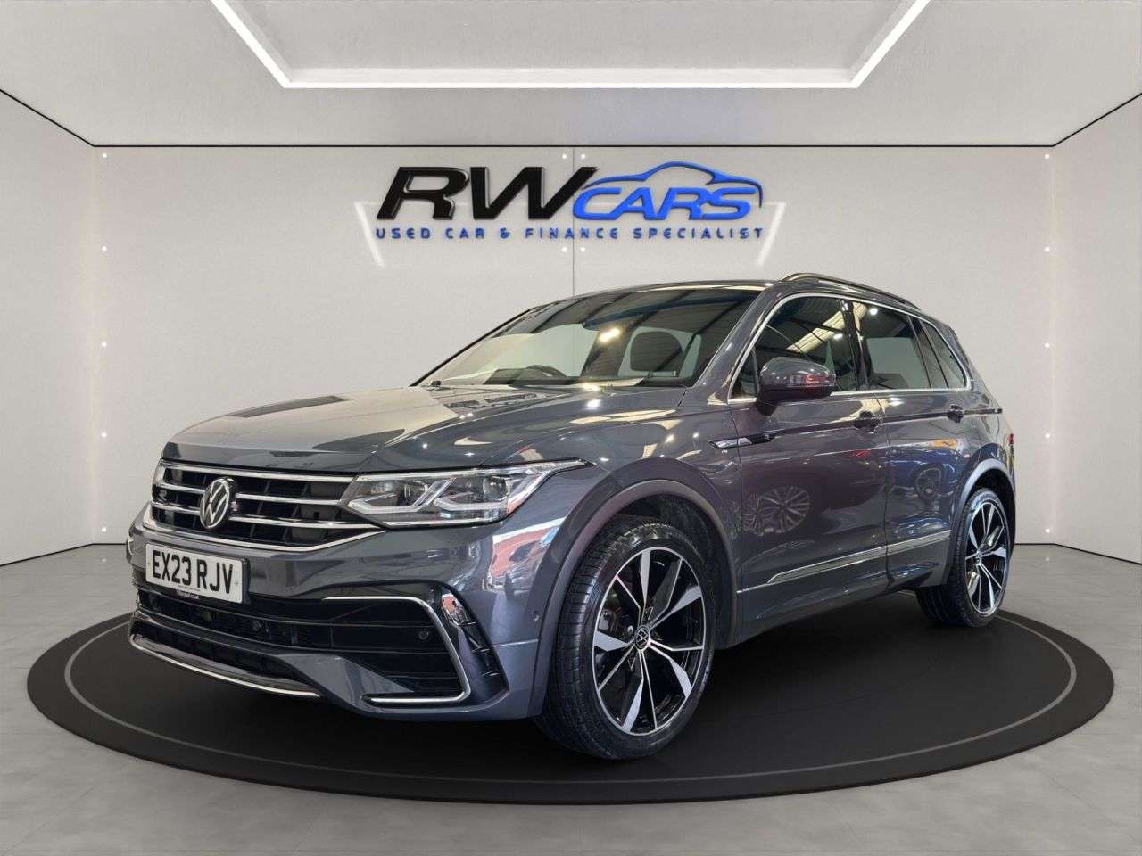 A 2023 VOLKSWAGEN TIGUAN 1.5 TSI R-Line SUV 5dr Petrol DSG Euro 6 (s/s) (150 ps) A 2023 VOLKSWAGEN TIGUAN 1.5 TSI R-Line SUV 5dr Petrol DSG Euro 6 (s/s) (150 ps)