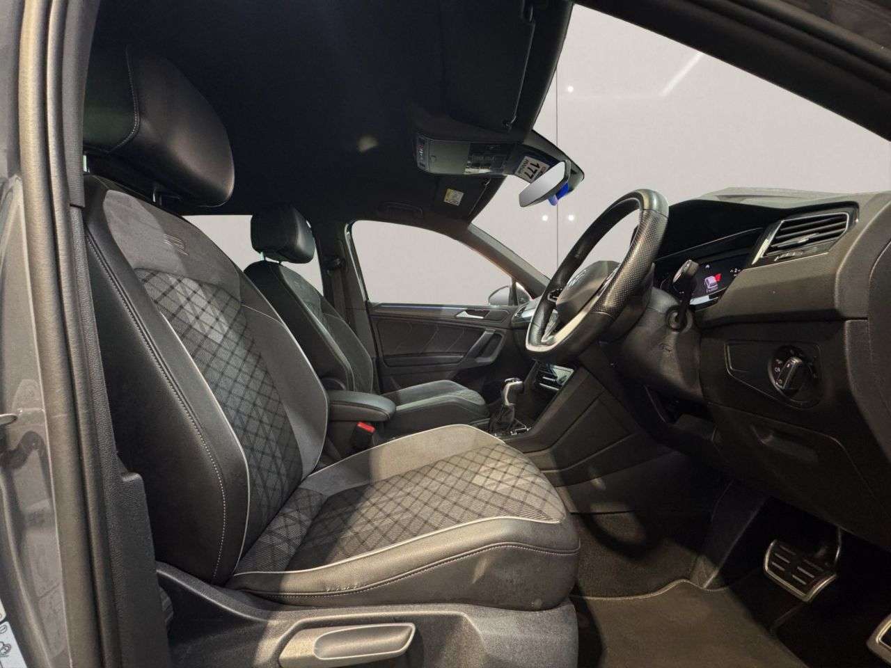 2023 VOLKSWAGEN TIGUAN 2023 VOLKSWAGEN TIGUAN