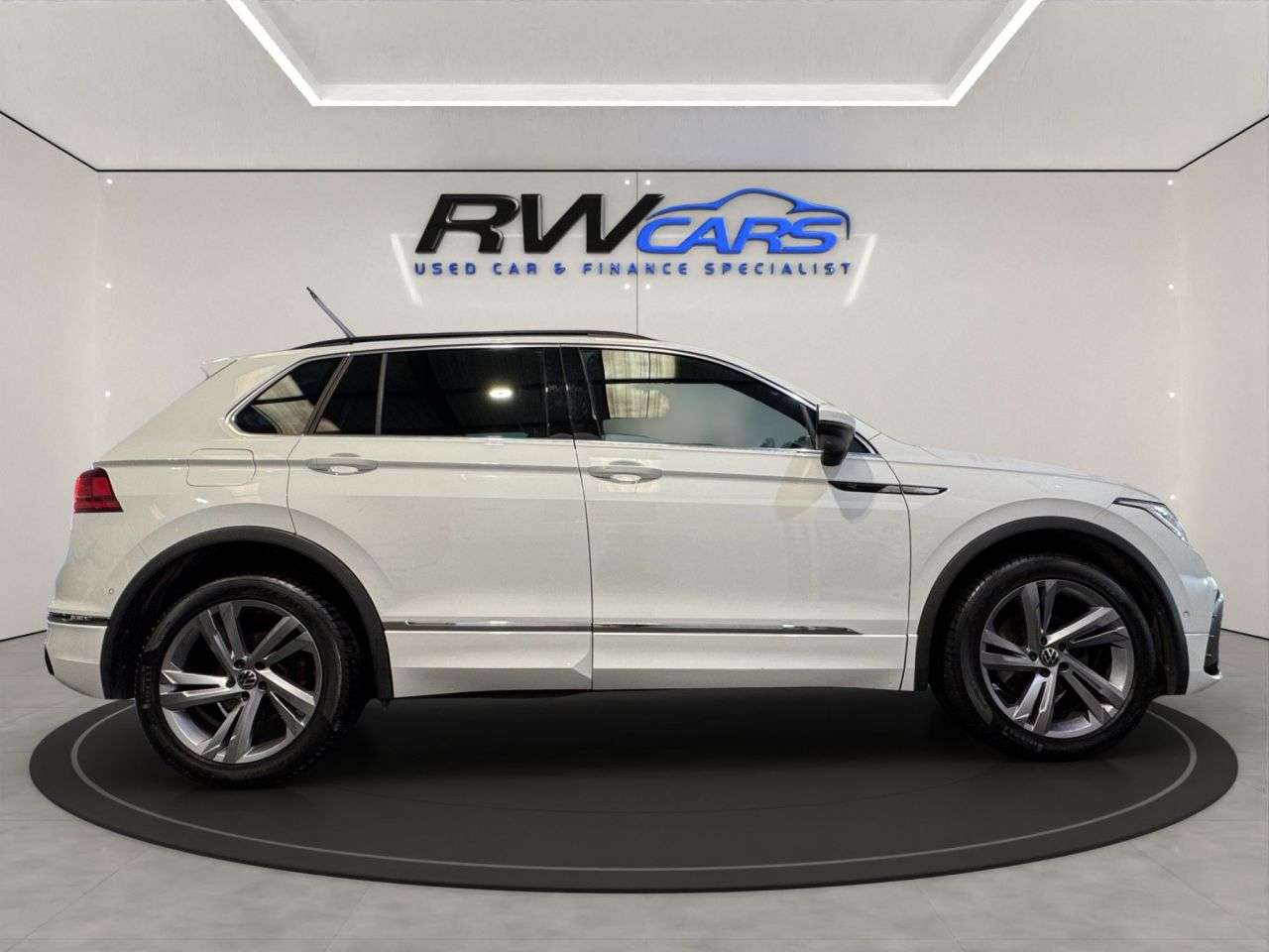 2024 VOLKSWAGEN TIGUAN 2024 VOLKSWAGEN TIGUAN
