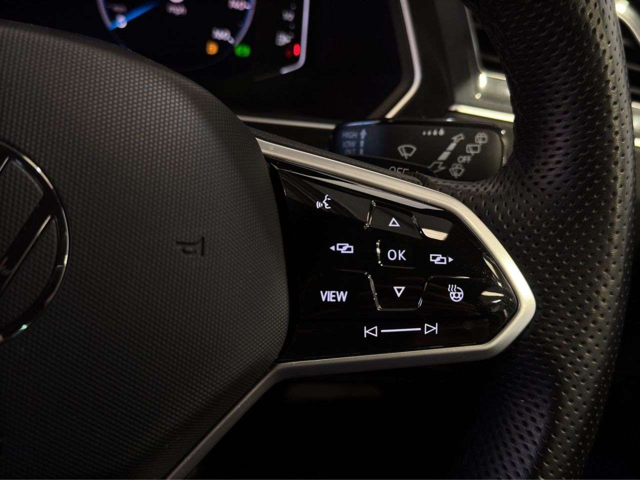 2023 VOLKSWAGEN TIGUAN 2023 VOLKSWAGEN TIGUAN