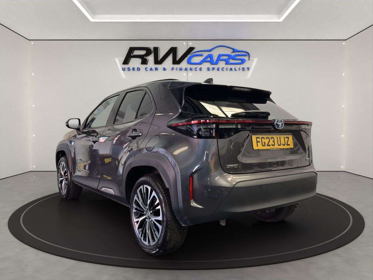 A 2023 TOYOTA YARIS CROSS 1.5 VVT-h Excel SUV 5dr Petrol Hybrid E-CVT Euro 6 (s/s) (116 ps) A 2023 TOYOTA YARIS CROSS 1.5 VVT-h Excel SUV 5dr Petrol Hybrid E-CVT Euro 6 (s/s) (116 ps)