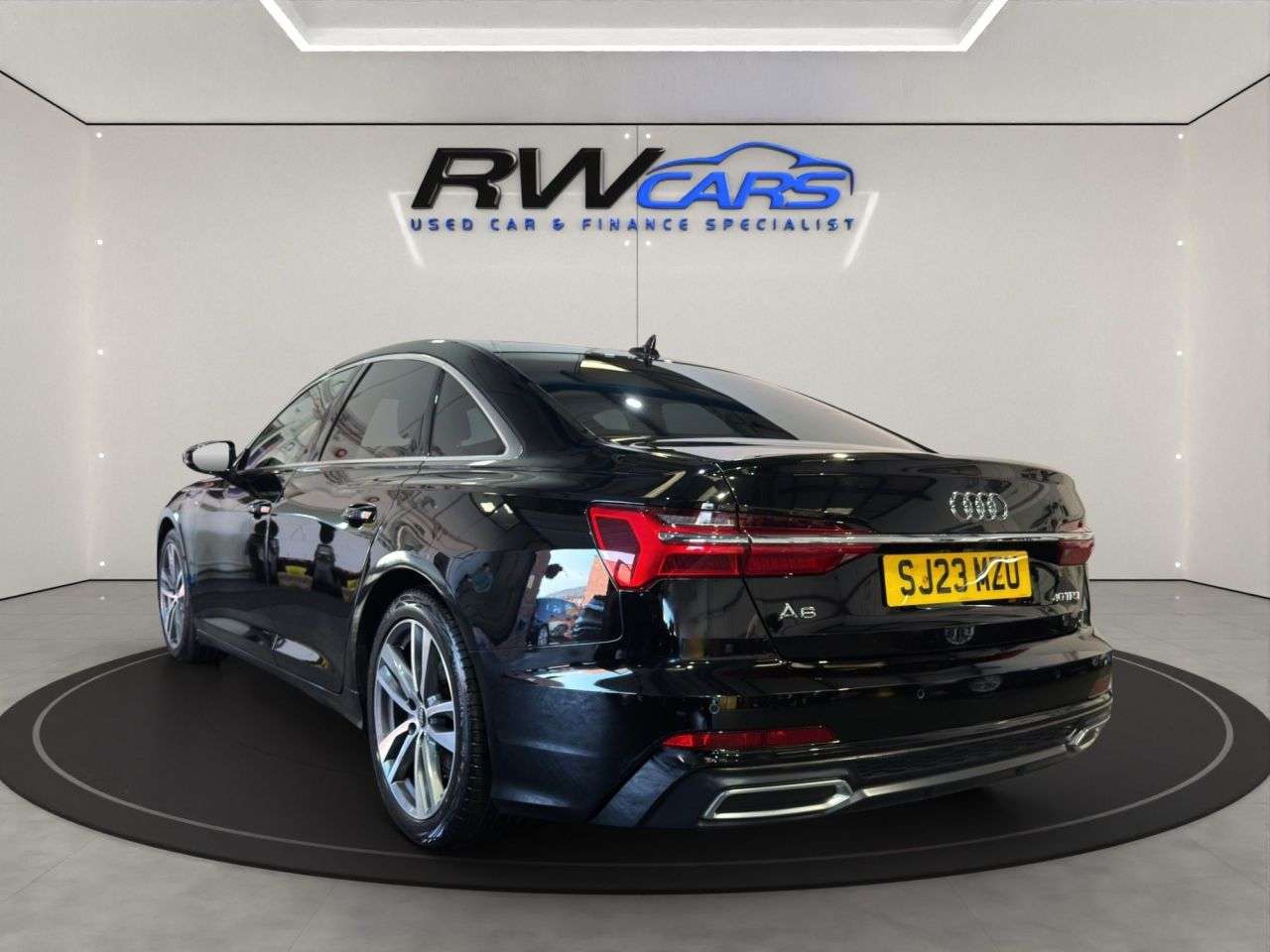 A 2023 AUDI A6 SALOON 2.0 TFSI 40 S line Saloon 4dr Petrol S Tronic Euro 6 (s/s) (204 ps) A 2023 AUDI A6 SALOON 2.0 TFSI 40 S line Saloon 4dr Petrol S Tronic Euro 6 (s/s) (204 ps)