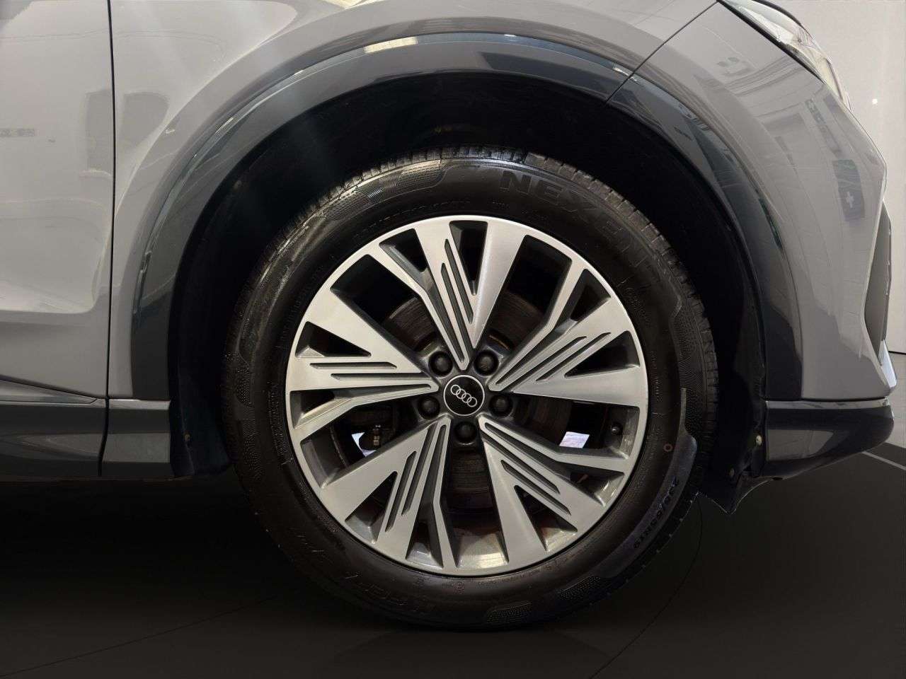 2021 AUDI Q4 E-TRON 2021 AUDI Q4 E-TRON