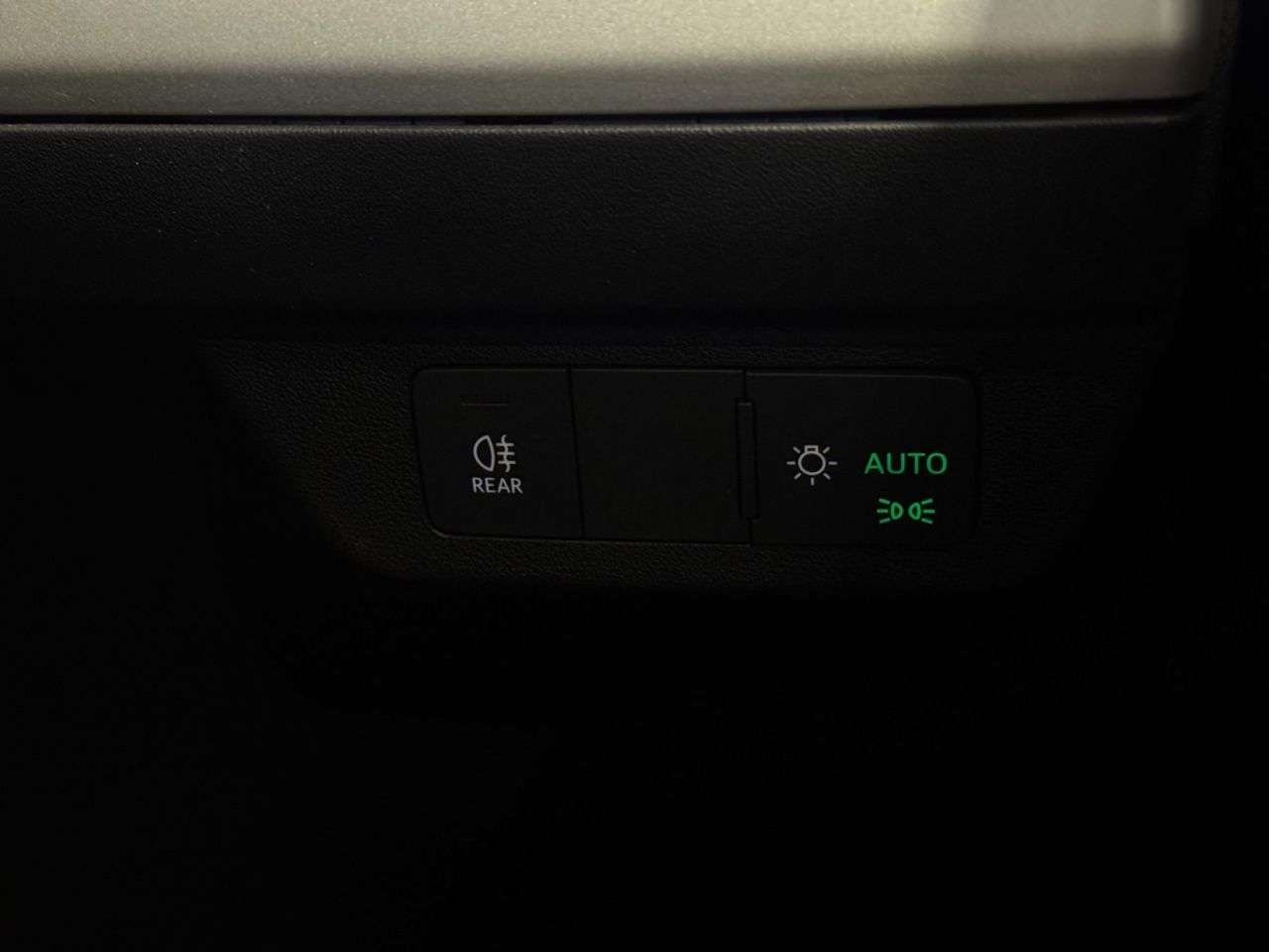 2021 AUDI Q4 E-TRON 2021 AUDI Q4 E-TRON