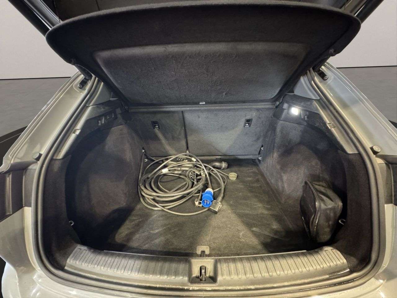 2021 AUDI Q4 E-TRON 2021 AUDI Q4 E-TRON
