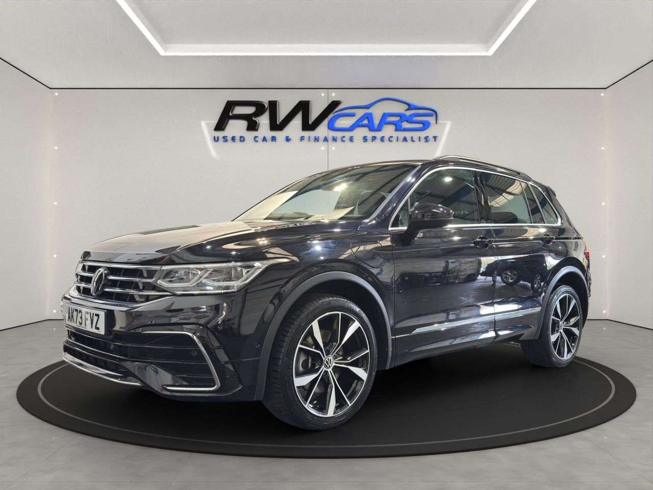 A 2023 VOLKSWAGEN TIGUAN 1.4 TSI 13kWh R-Line SUV 5dr Petrol Plug-in Hybrid DSG Euro 6 (s/s) (245 ps A 2023 VOLKSWAGEN TIGUAN 1.4 TSI 13kWh R-Line SUV 5dr Petrol Plug-in Hybrid DSG Euro 6 (s/s) (245 ps