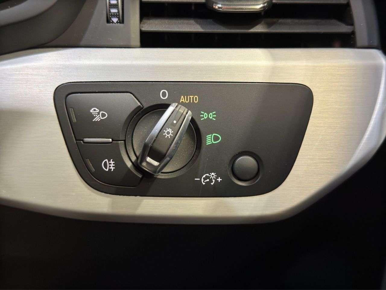 2023 AUDI A4 AVANT 2023 AUDI A4 AVANT