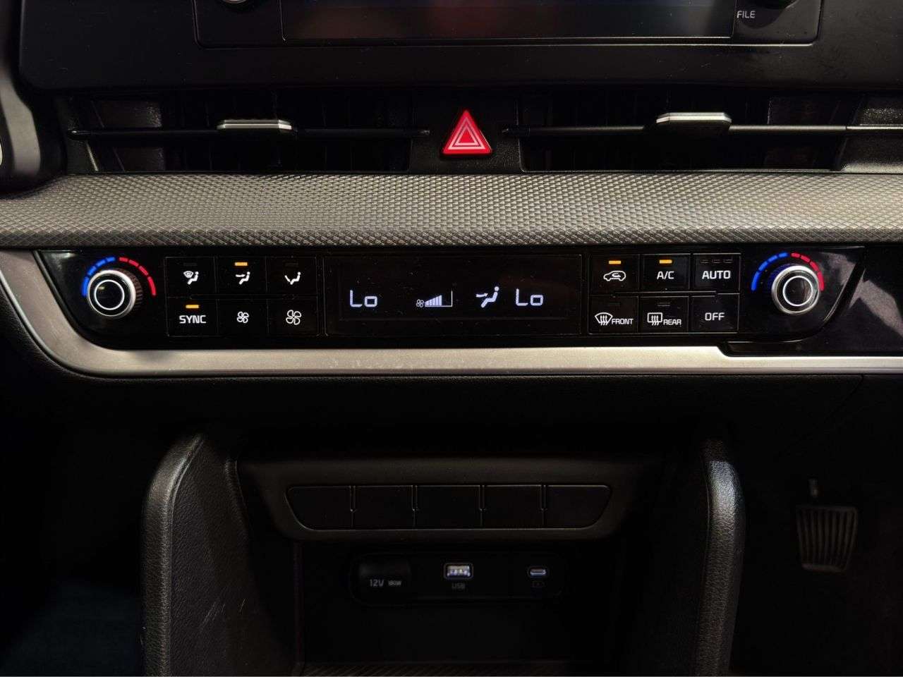 2023 KIA SPORTAGE 2023 KIA SPORTAGE
