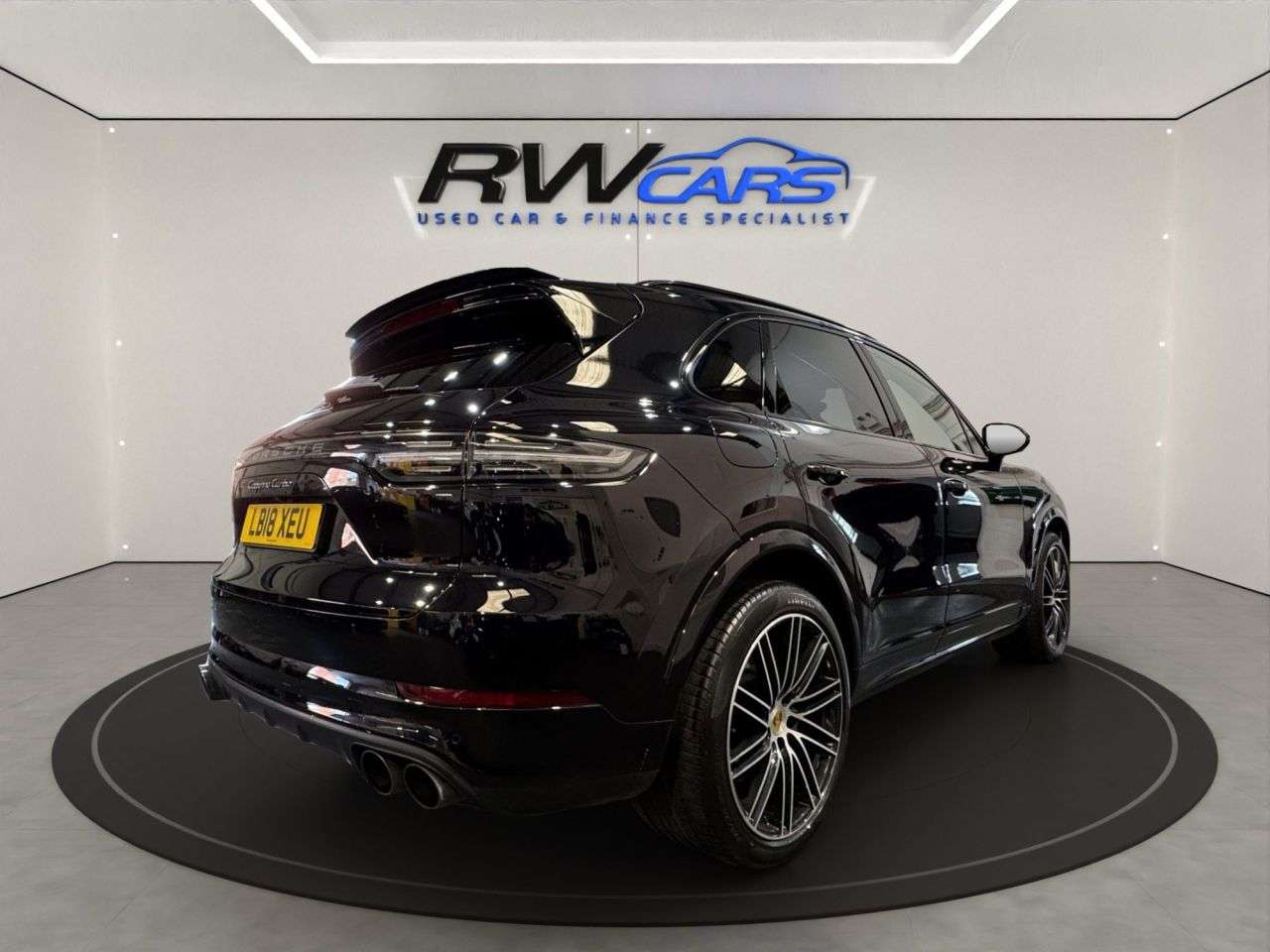 2018 PORSCHE CAYENNE 2018 PORSCHE CAYENNE