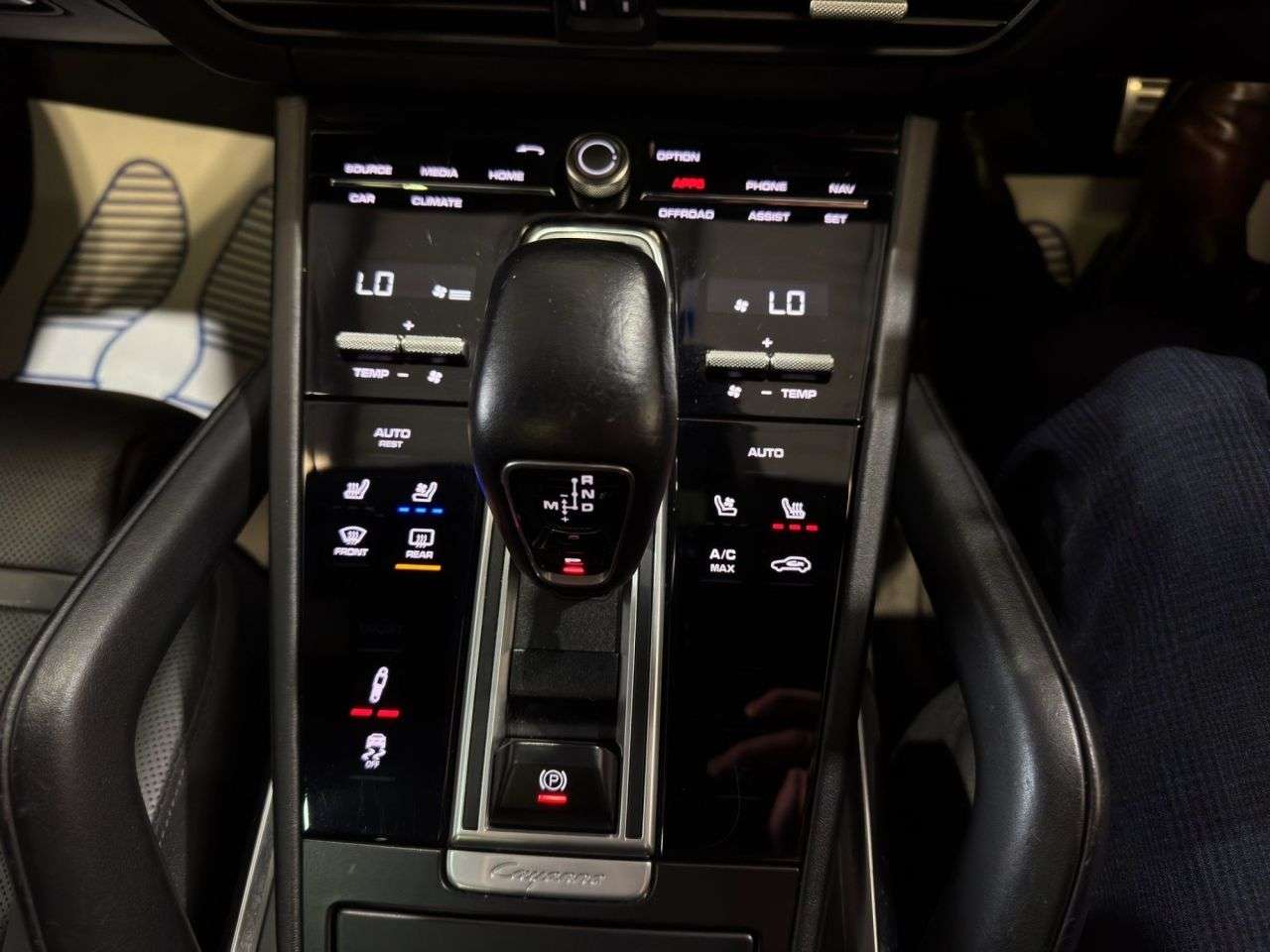 2018 PORSCHE CAYENNE 2018 PORSCHE CAYENNE