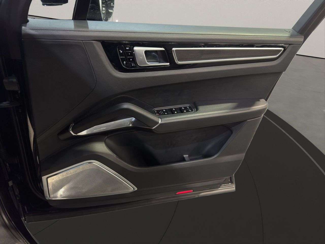 2018 PORSCHE CAYENNE 2018 PORSCHE CAYENNE