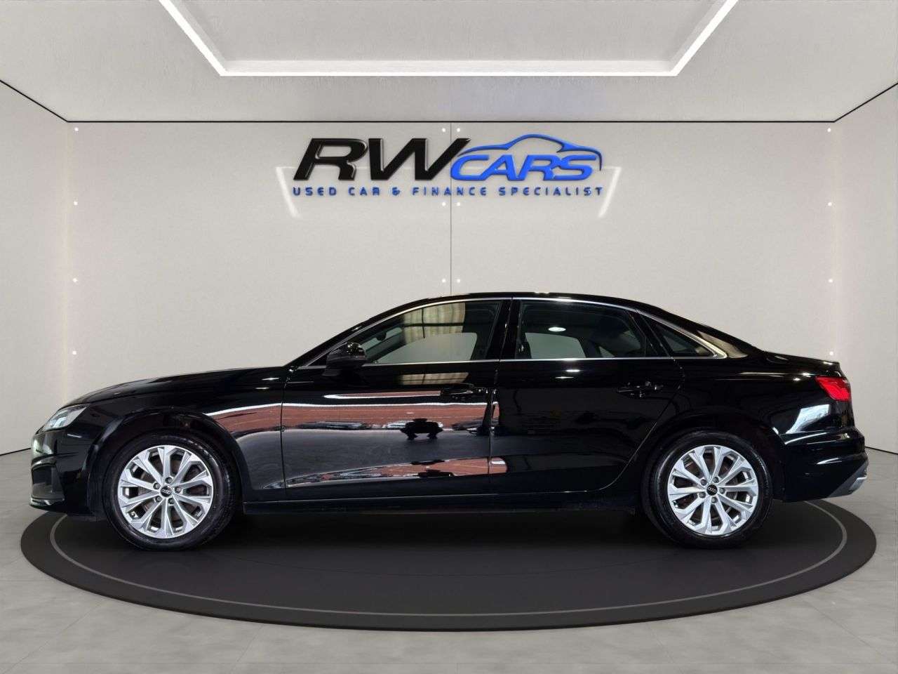 A 2023 AUDI A4 2.0 TFSI 35 Technik Saloon 4dr Petrol S Tronic Euro 6 (s/s) (150 ps) A 2023 AUDI A4 2.0 TFSI 35 Technik Saloon 4dr Petrol S Tronic Euro 6 (s/s) (150 ps)