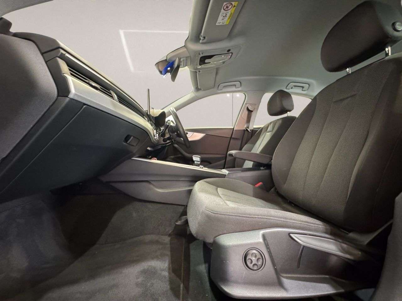 2023 AUDI A4 2023 AUDI A4