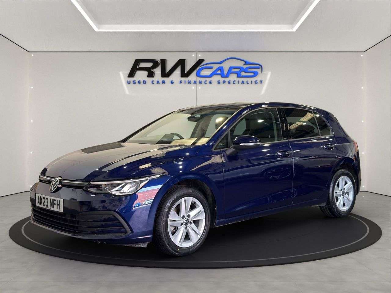 A 2023 VOLKSWAGEN GOLF 1.5 TSI Life Hatchback 5dr Petrol Manual Euro 6 (s/s) (130 ps) A 2023 VOLKSWAGEN GOLF 1.5 TSI Life Hatchback 5dr Petrol Manual Euro 6 (s/s) (130 ps)