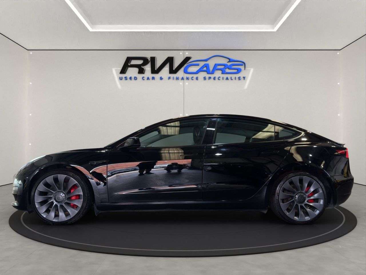 A 2022 TESLA MODEL 3 (Dual Motor) Performance Saloon 4dr Electric Auto 4WDE (Performance Upgrade A 2022 TESLA MODEL 3 (Dual Motor) Performance Saloon 4dr Electric Auto 4WDE (Performance Upgrade