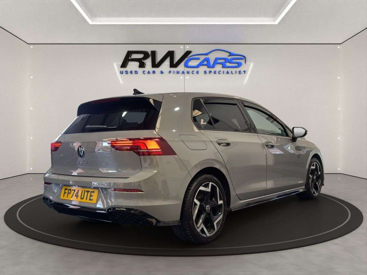 2024 VOLKSWAGEN GOLF 2024 VOLKSWAGEN GOLF