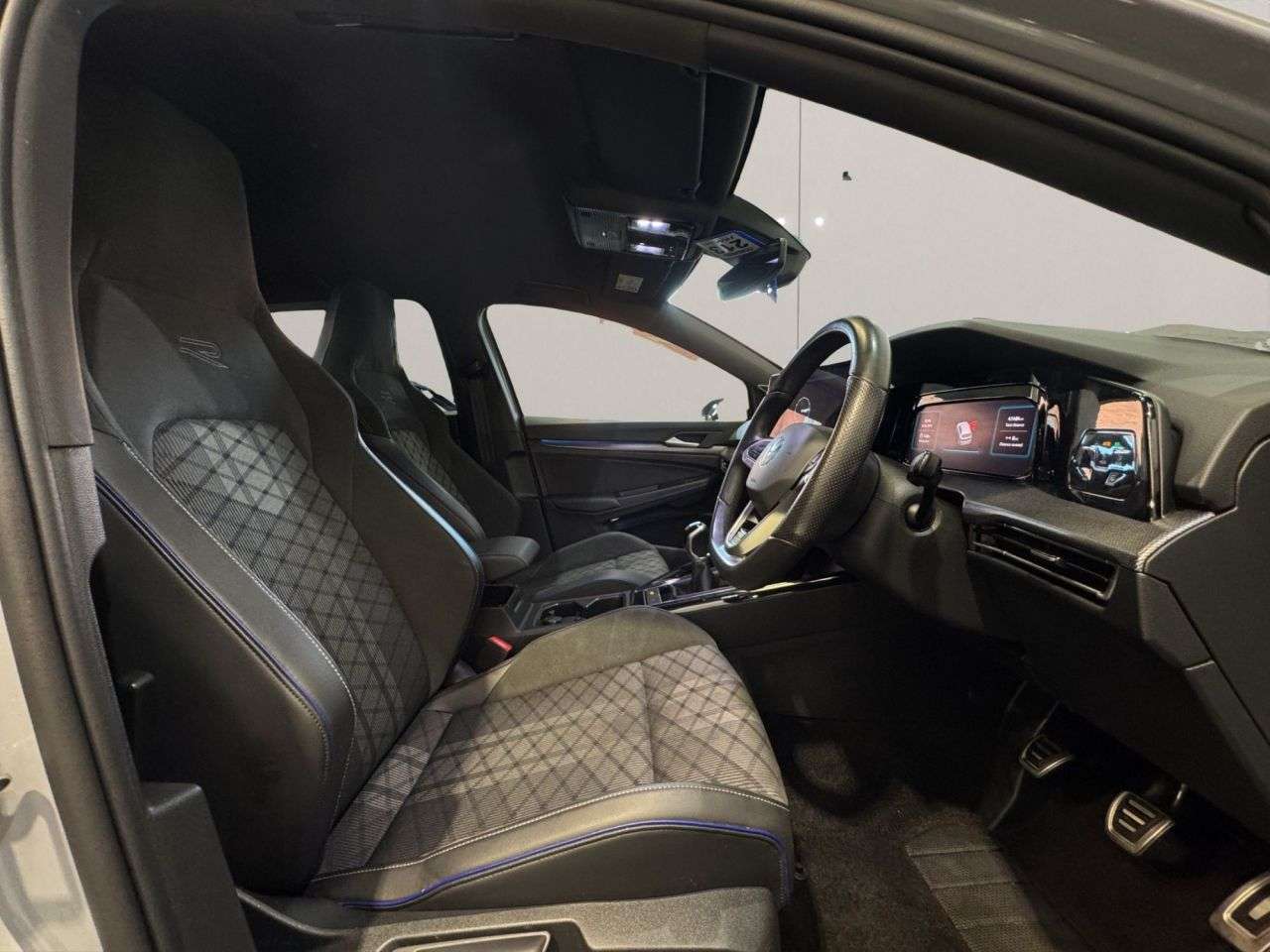 2024 VOLKSWAGEN GOLF 2024 VOLKSWAGEN GOLF