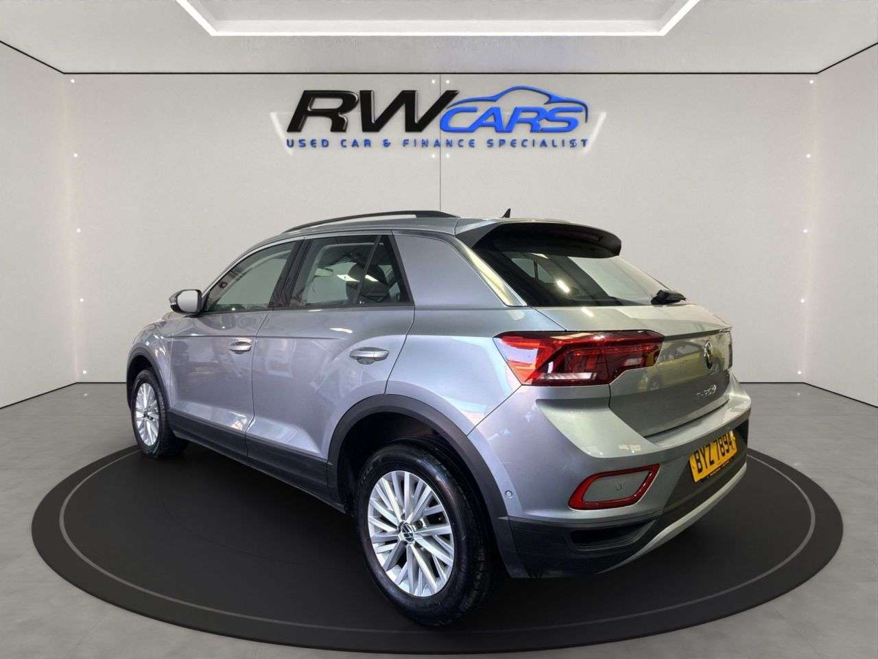 A 2022 VOLKSWAGEN T-ROC 1.5 TSI Life SUV 5dr Petrol Manual Euro 6 (s/s) (150 ps) A 2022 VOLKSWAGEN T-ROC 1.5 TSI Life SUV 5dr Petrol Manual Euro 6 (s/s) (150 ps)