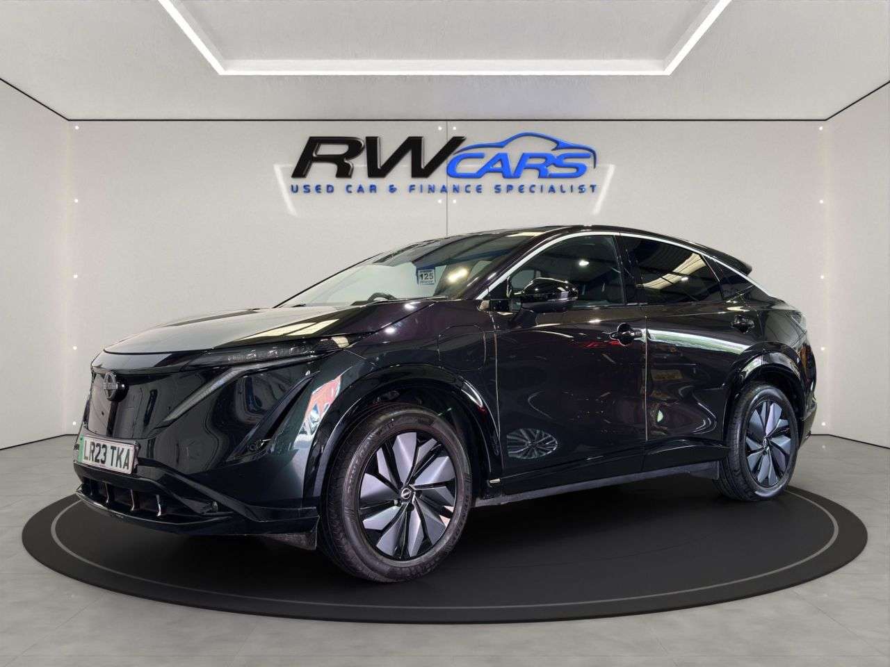 A 2023 NISSAN ARIYA 63kWh Advance SUV 5dr Electric Auto 7.4kW Charger (217 ps) A 2023 NISSAN ARIYA 63kWh Advance SUV 5dr Electric Auto 7.4kW Charger (217 ps)