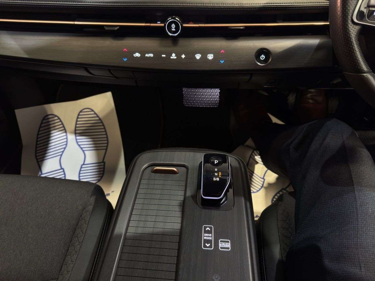 2023 NISSAN ARIYA 2023 NISSAN ARIYA