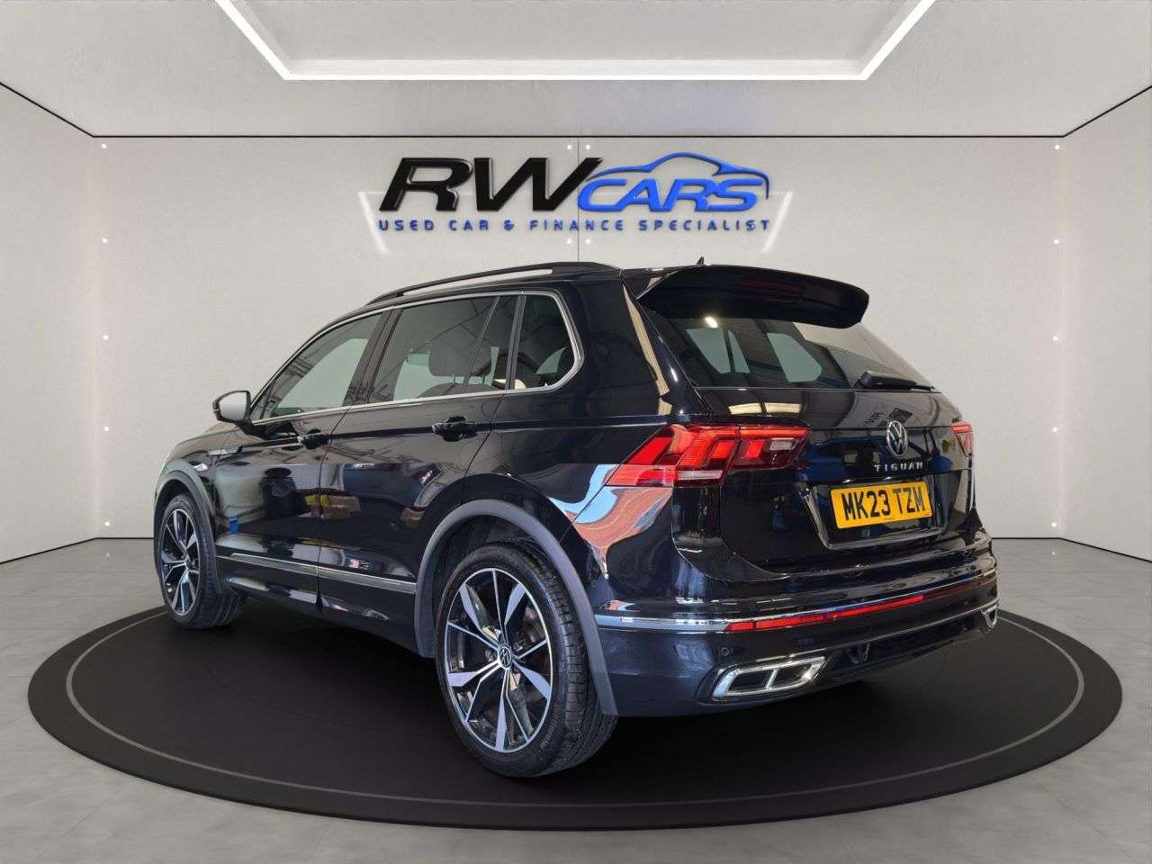 A 2023 VOLKSWAGEN TIGUAN 1.5 TSI R-Line SUV 5dr Petrol DSG Euro 6 (s/s) (150 ps) A 2023 VOLKSWAGEN TIGUAN 1.5 TSI R-Line SUV 5dr Petrol DSG Euro 6 (s/s) (150 ps)