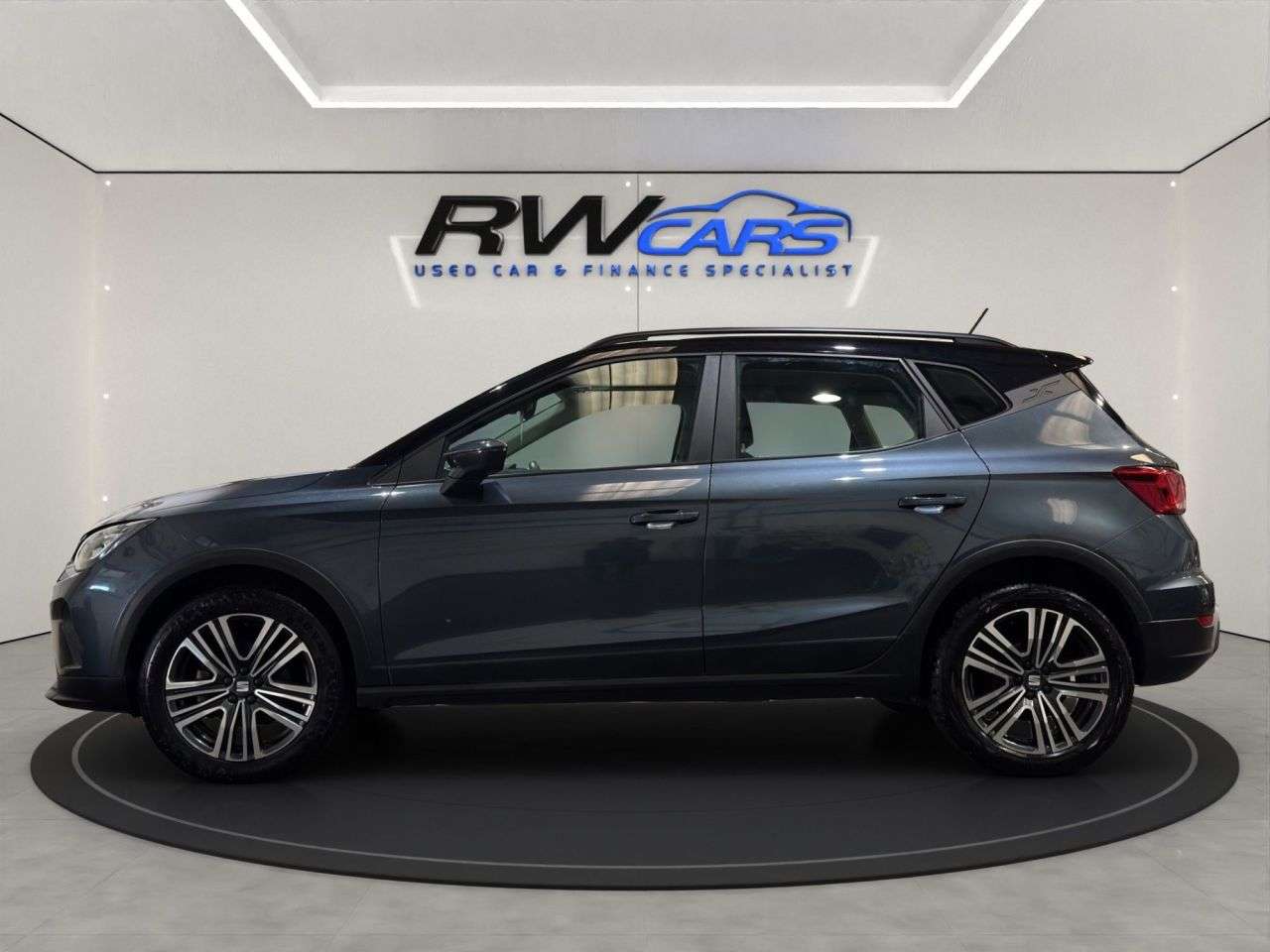 A 2025 SEAT ARONA 1.0 TSI EVO SE Technology SUV 5dr Petrol Manual Euro 6 (s/s) (95 ps) A 2025 SEAT ARONA 1.0 TSI EVO SE Technology SUV 5dr Petrol Manual Euro 6 (s/s) (95 ps)