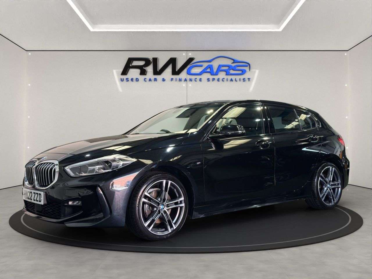 A 2022 BMW 1 SERIES 1.5 118i M Sport (LCP) Hatchback 5dr Petrol DCT Euro 6 (s/s) (136 ps) A 2022 BMW 1 SERIES 1.5 118i M Sport (LCP) Hatchback 5dr Petrol DCT Euro 6 (s/s) (136 ps)