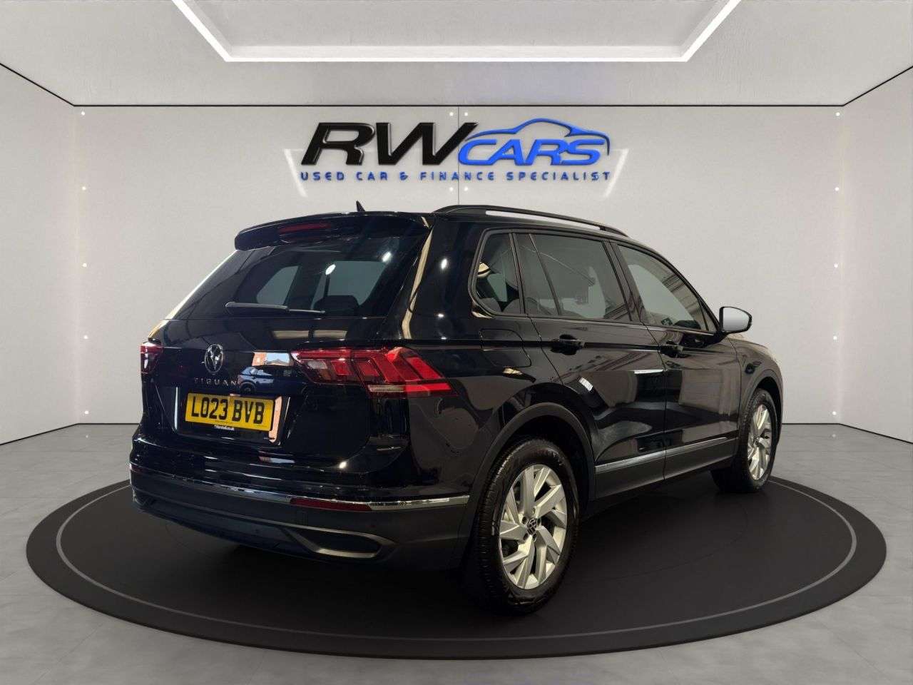 2023 VOLKSWAGEN TIGUAN 2023 VOLKSWAGEN TIGUAN