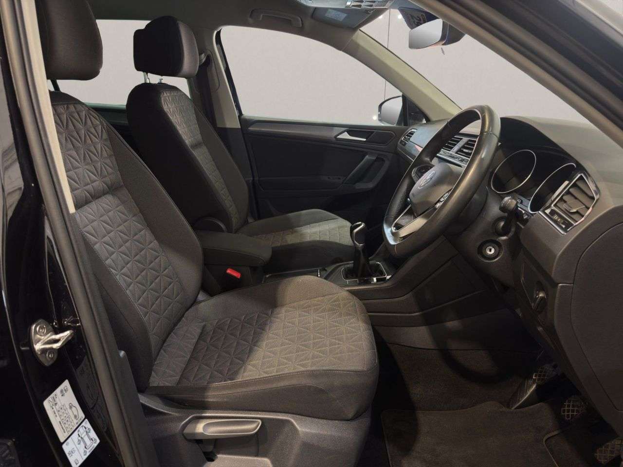 2023 VOLKSWAGEN TIGUAN 2023 VOLKSWAGEN TIGUAN