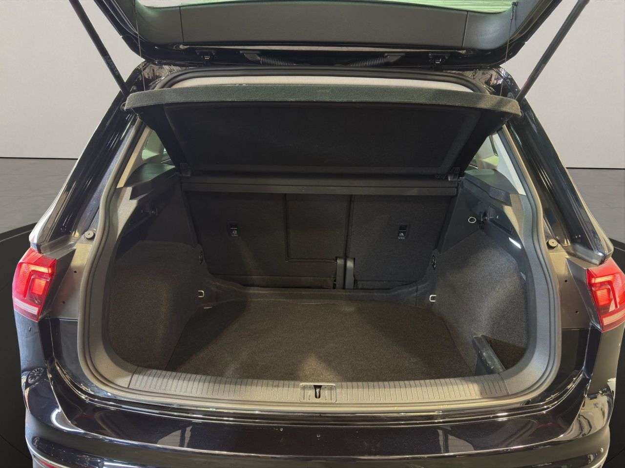 2023 VOLKSWAGEN TIGUAN 2023 VOLKSWAGEN TIGUAN
