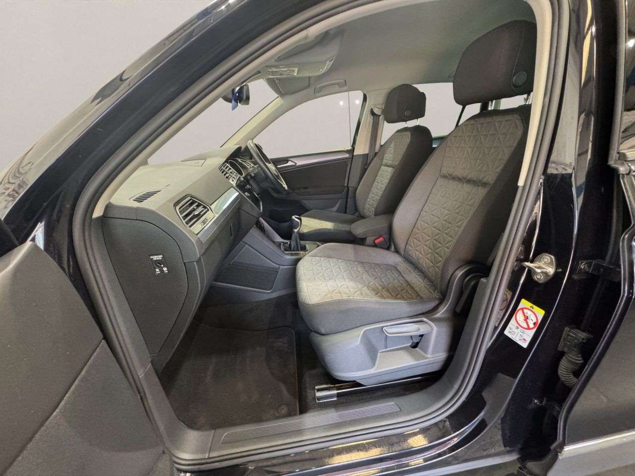2023 VOLKSWAGEN TIGUAN 2023 VOLKSWAGEN TIGUAN