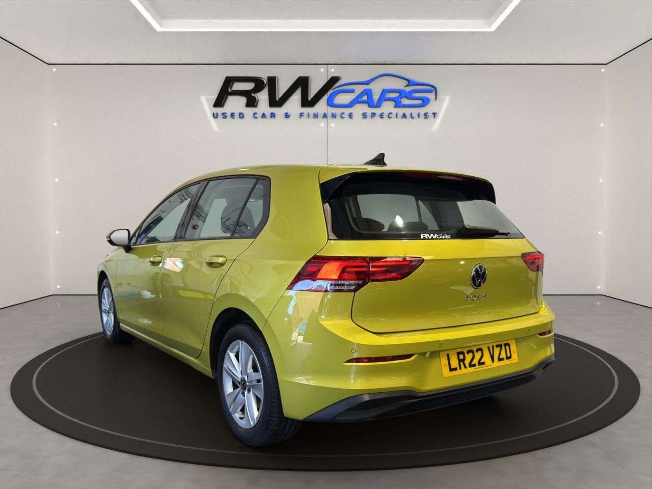 A 2022 VOLKSWAGEN GOLF 1.5 TSI Life Hatchback 5dr Petrol Manual Euro 6 (s/s) (150 ps) A 2022 VOLKSWAGEN GOLF 1.5 TSI Life Hatchback 5dr Petrol Manual Euro 6 (s/s) (150 ps)