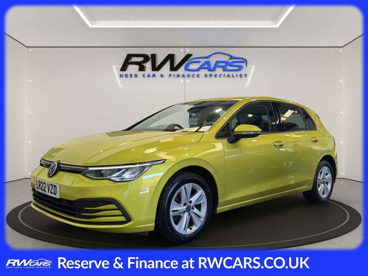 A 2022 VOLKSWAGEN GOLF 1.5 TSI Life Hatchback 5dr Petrol Manual Euro 6 (s/s) (150 ps) A 2022 VOLKSWAGEN GOLF 1.5 TSI Life Hatchback 5dr Petrol Manual Euro 6 (s/s) (150 ps)