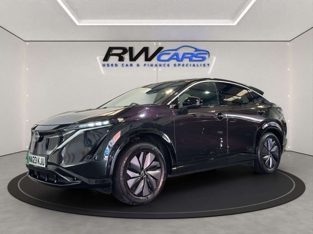 A 2023 NISSAN ARIYA 63kWh Advance SUV 5dr Electric Auto 7.4kW Charger (217 ps) A 2023 NISSAN ARIYA 63kWh Advance SUV 5dr Electric Auto 7.4kW Charger (217 ps)