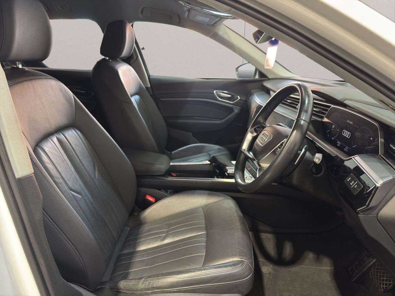 2020 AUDI E-TRON 2020 AUDI E-TRON