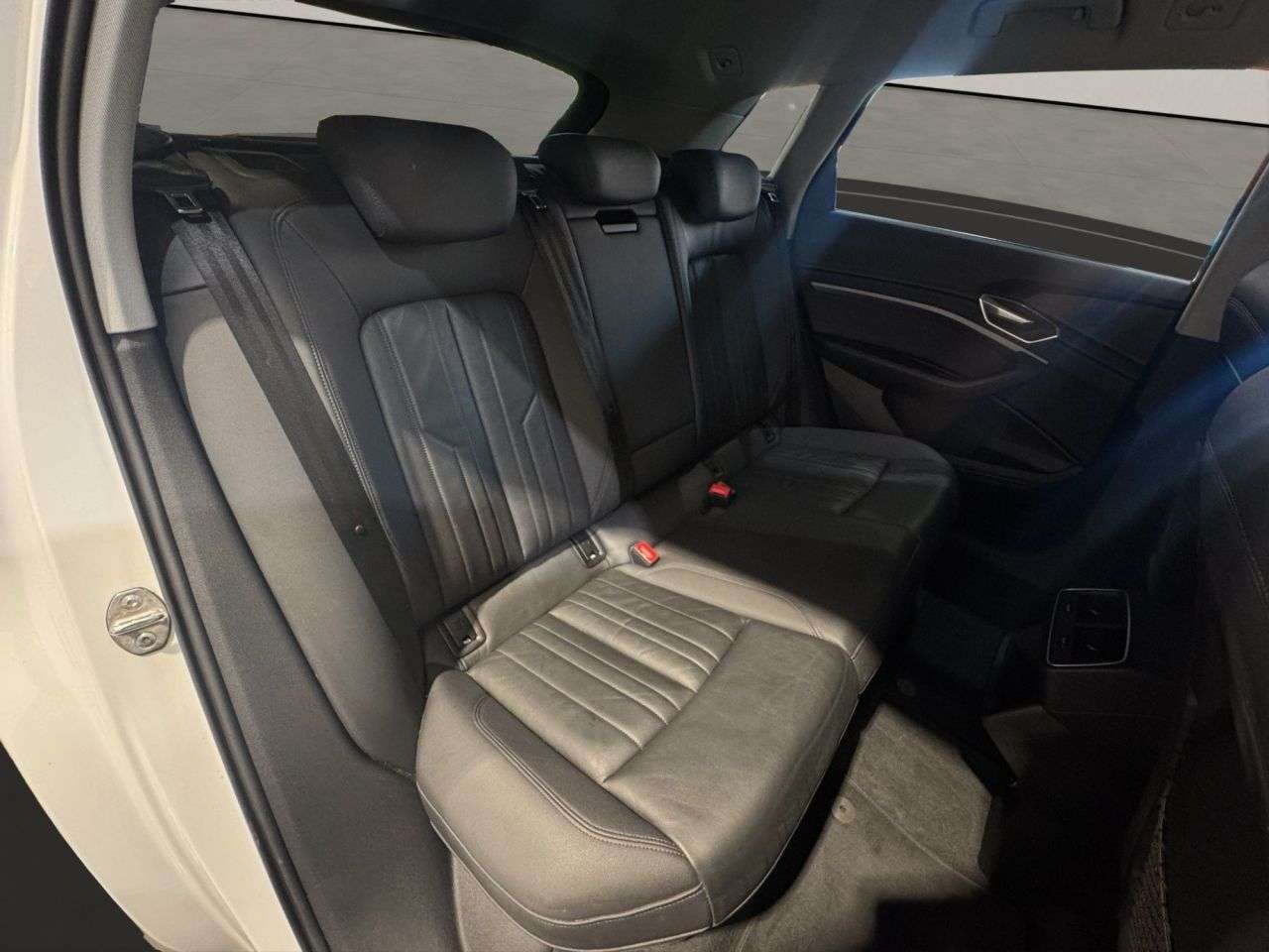 2020 AUDI E-TRON 2020 AUDI E-TRON