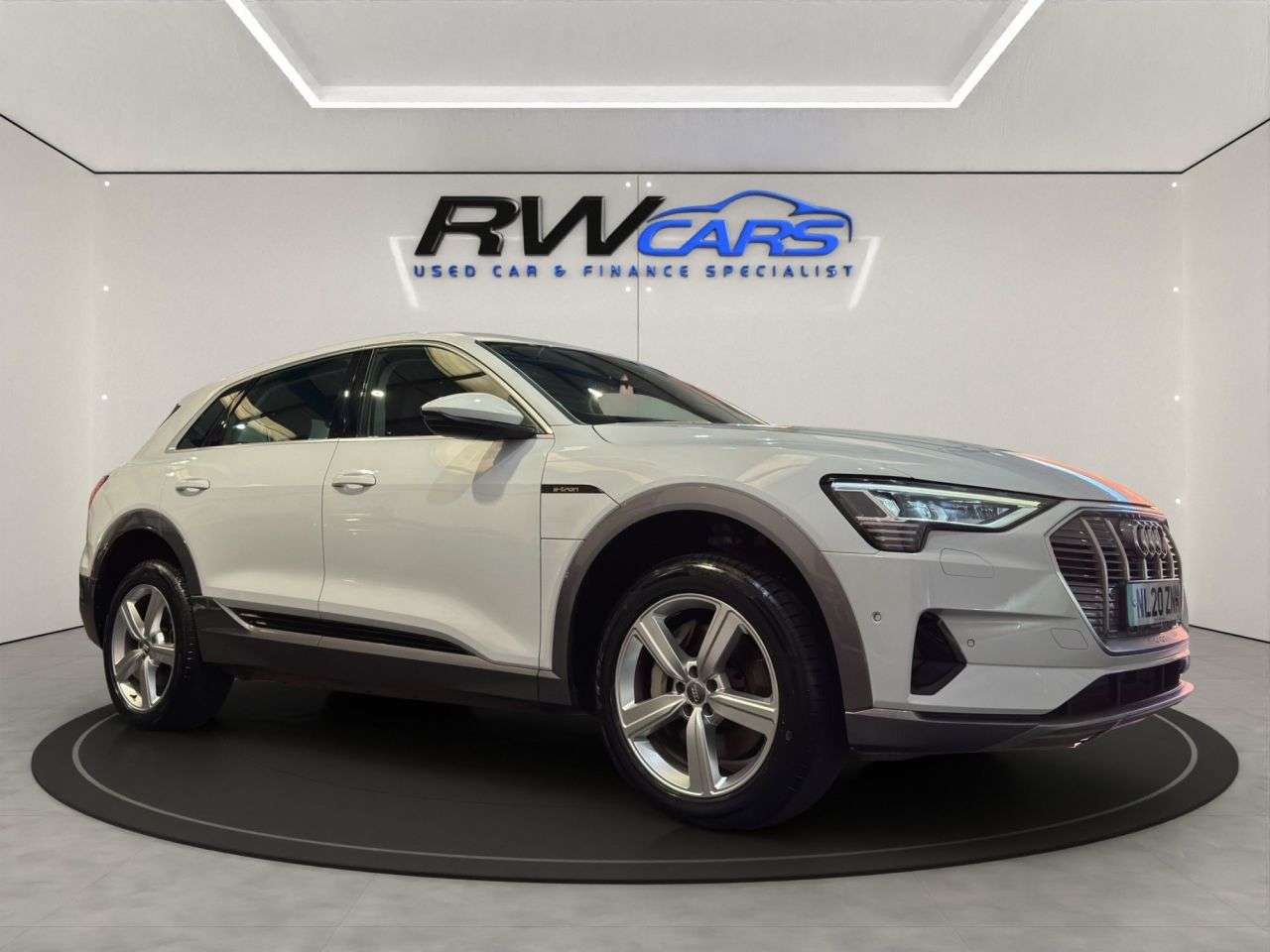 2020 AUDI E-TRON 2020 AUDI E-TRON
