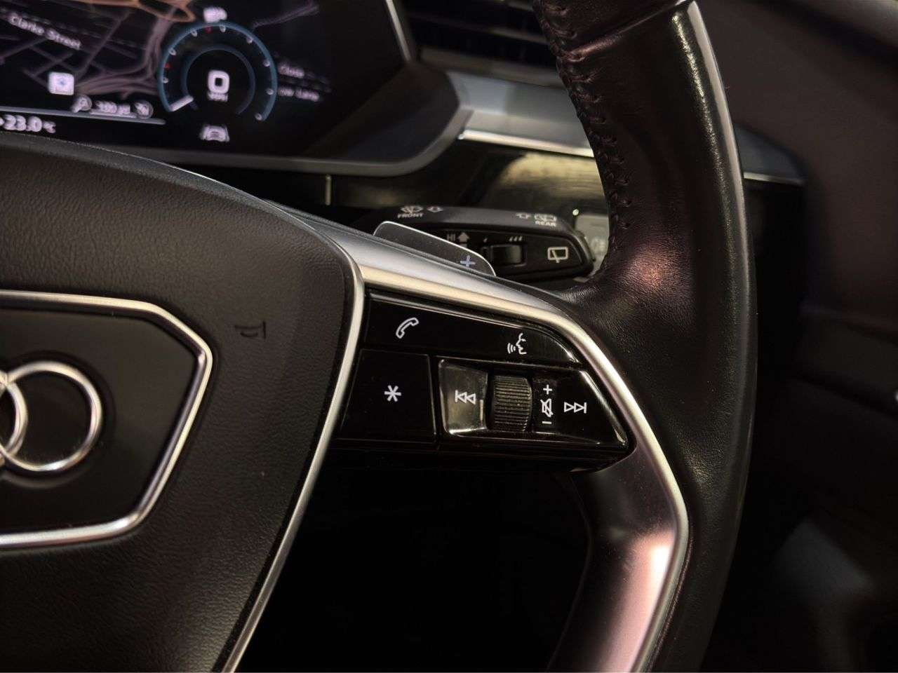 2020 AUDI E-TRON 2020 AUDI E-TRON