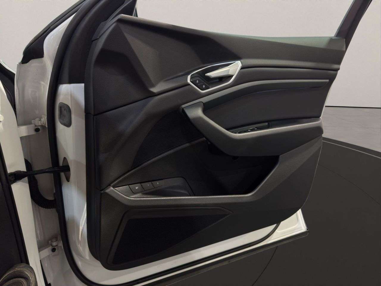 2020 AUDI E-TRON 2020 AUDI E-TRON