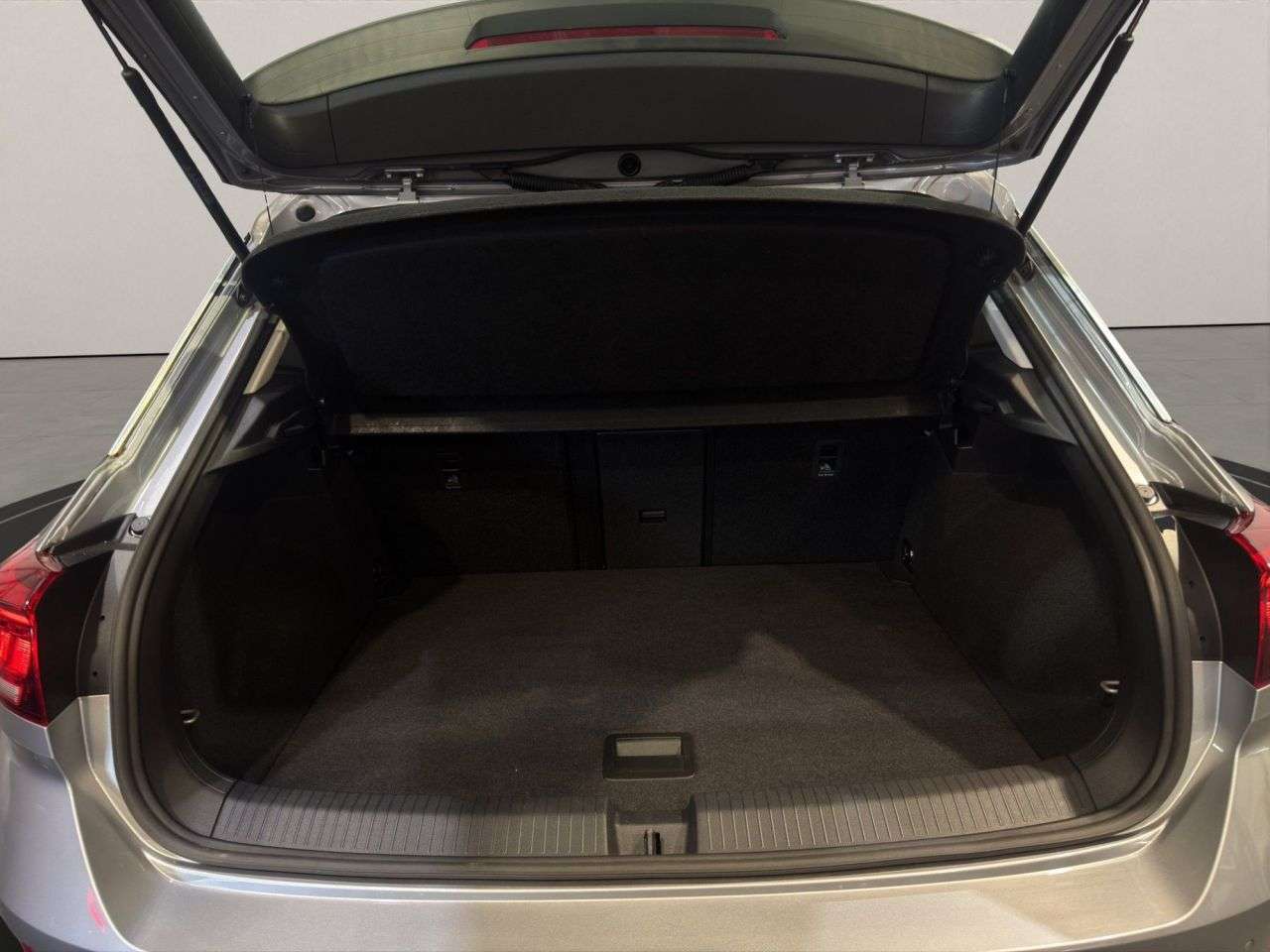 2023 VOLKSWAGEN T-ROC 2023 VOLKSWAGEN T-ROC