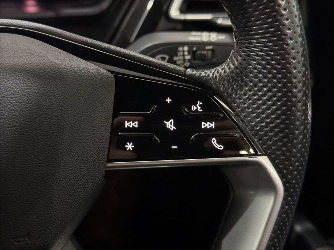 2022 AUDI Q4 E-TRON 2022 AUDI Q4 E-TRON